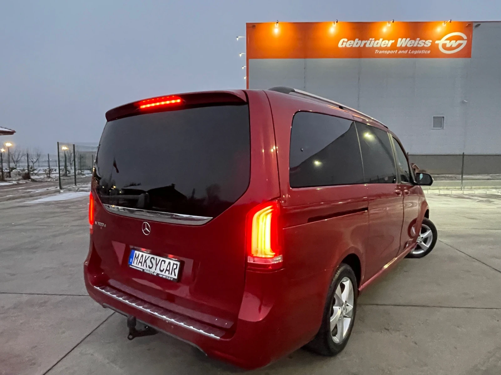 Mercedes-Benz V 300 AMG line 7 Местен ГОТОВ ЛИЗИНГ - изображение 7