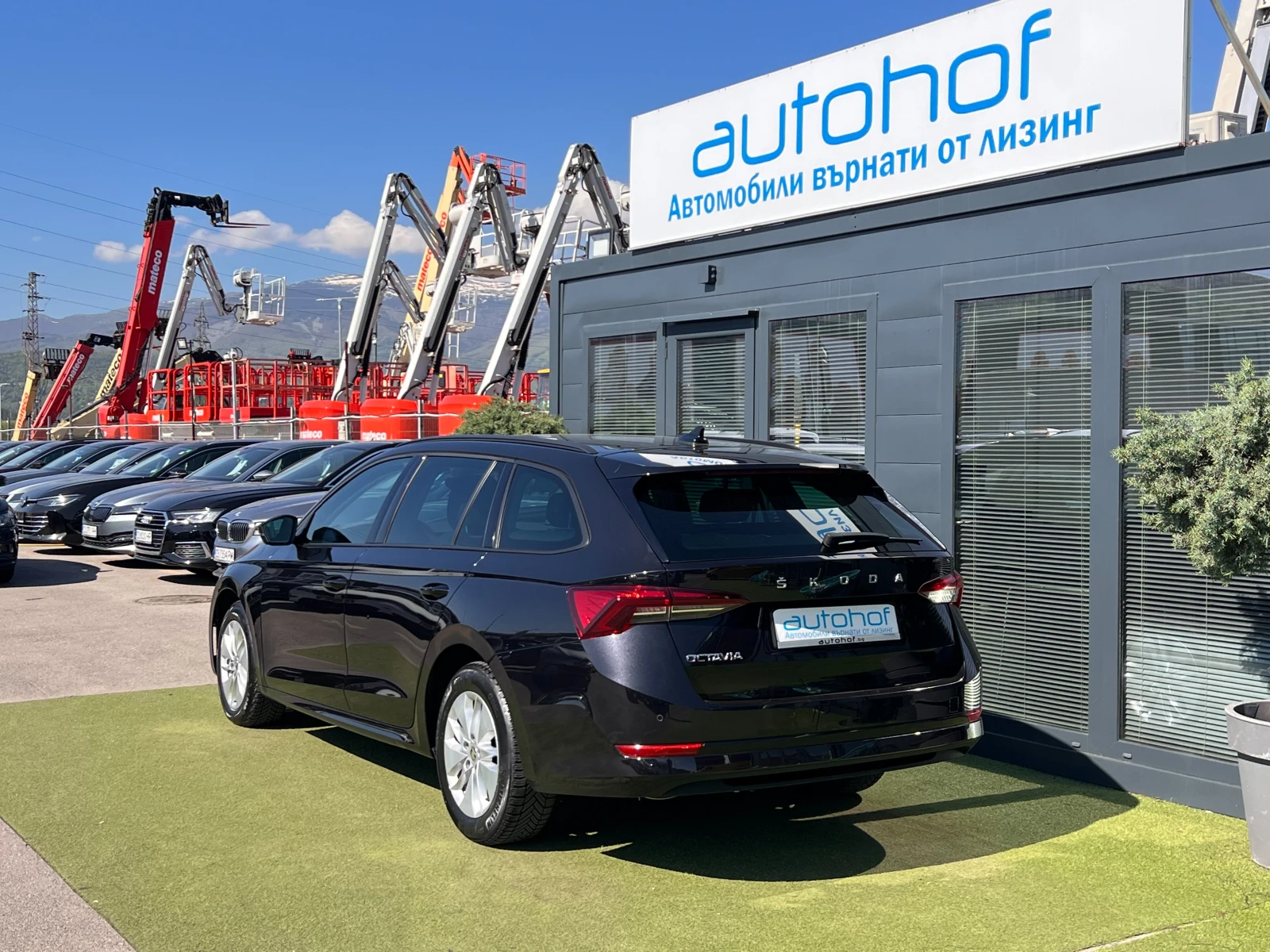 Skoda Octavia 2.0TDI/150K.C./7AT - изображение 3