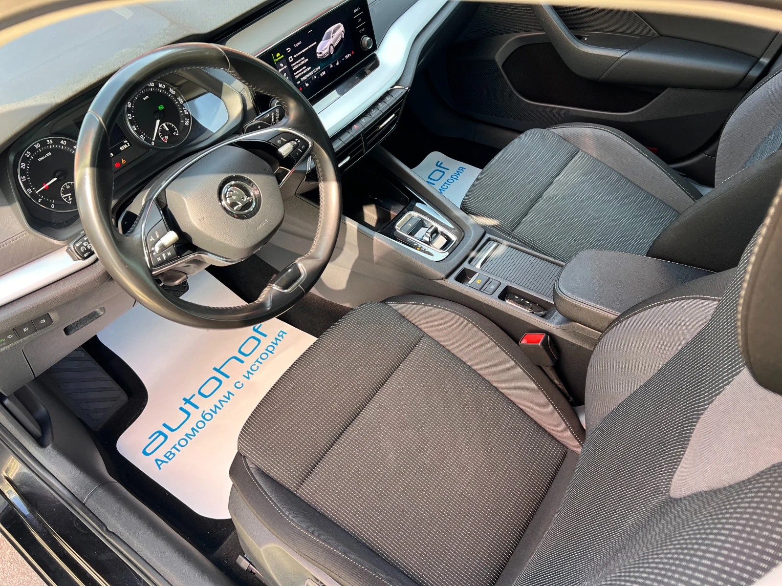 Skoda Octavia 2.0TDI/150K.C./7AT - изображение 7