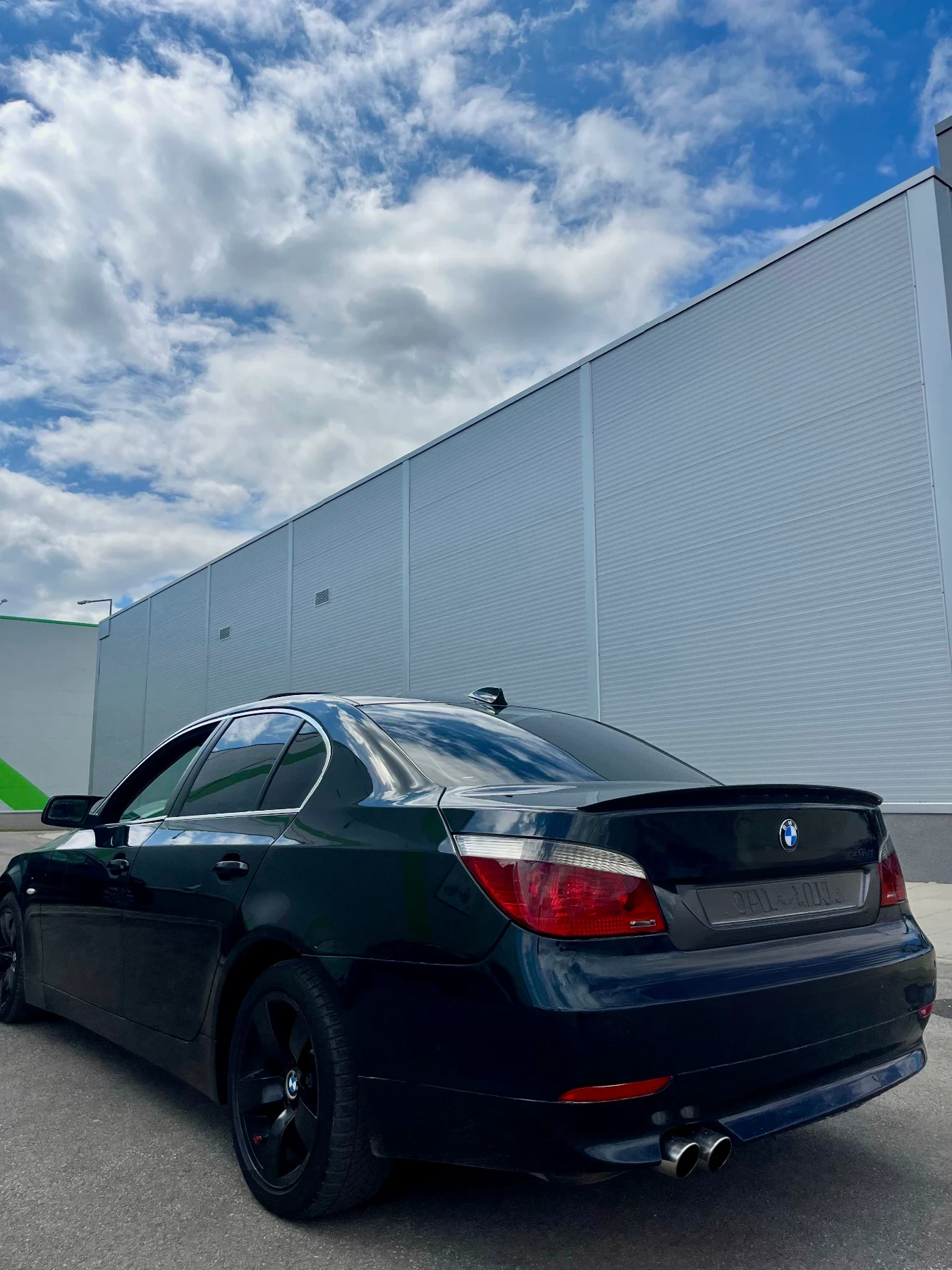 BMW 530 * ОБДУХВАНЕ* ЛИЗИНГ* НОВ ДВИГАТЕЛ - изображение 4