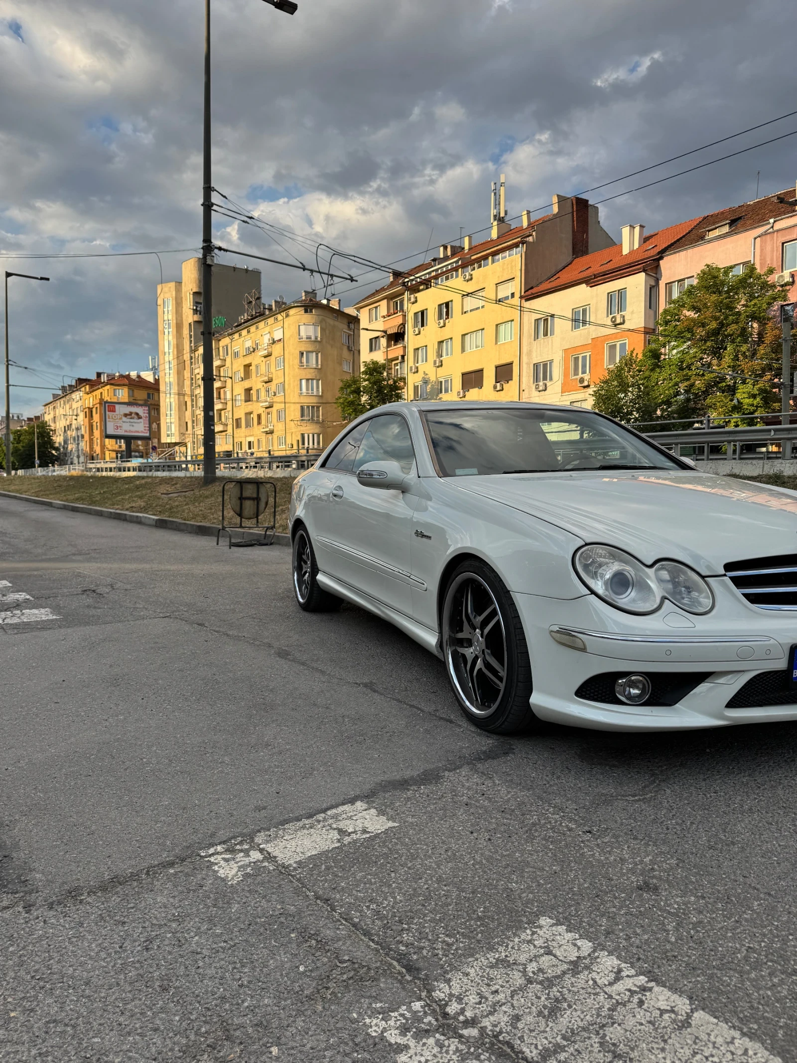 Mercedes-Benz CLK 550 AMG - изображение 2