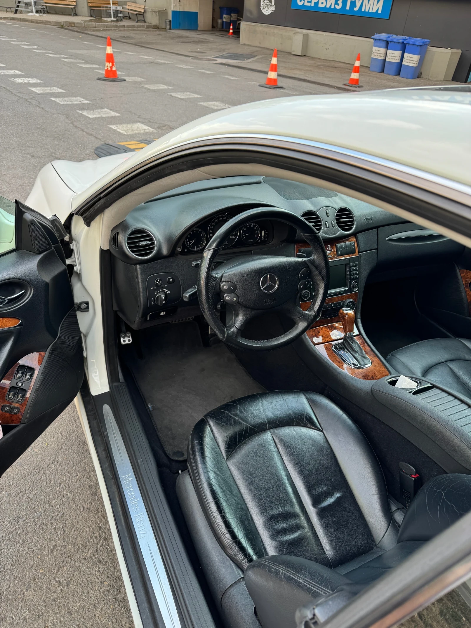 Mercedes-Benz CLK 550 AMG - изображение 9