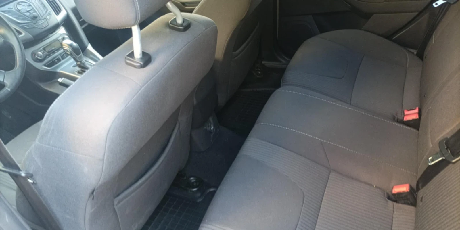 Ford Focus 2.0 TDCi Автоматик - изображение 7