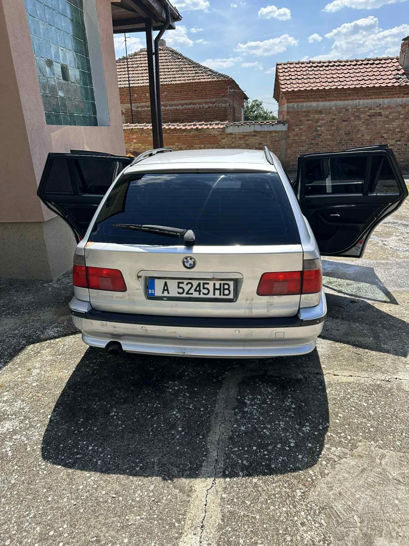 BMW 520 520 I - изображение 3