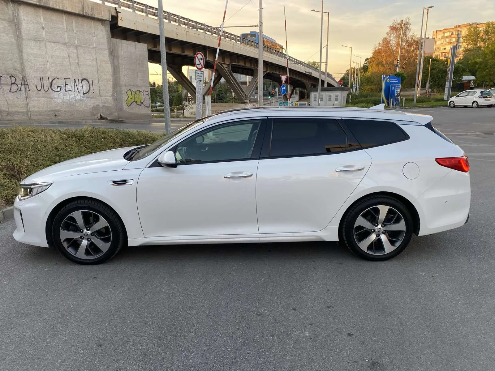 Kia Optima АВТОМАТ - СОФИЯ РЕГИСТРАЦИЯ - изображение 7