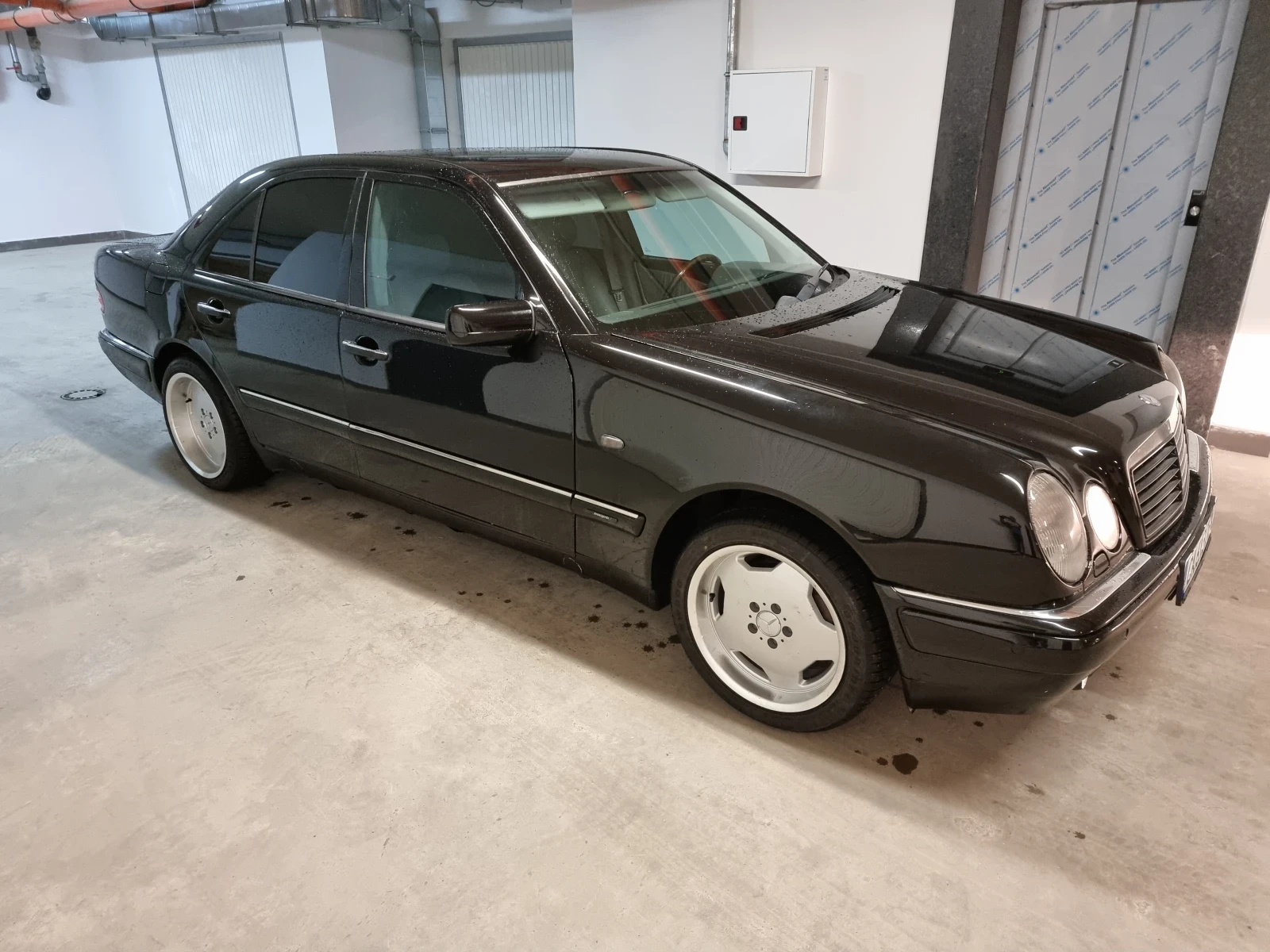 Mercedes-Benz E 280  - изображение 3