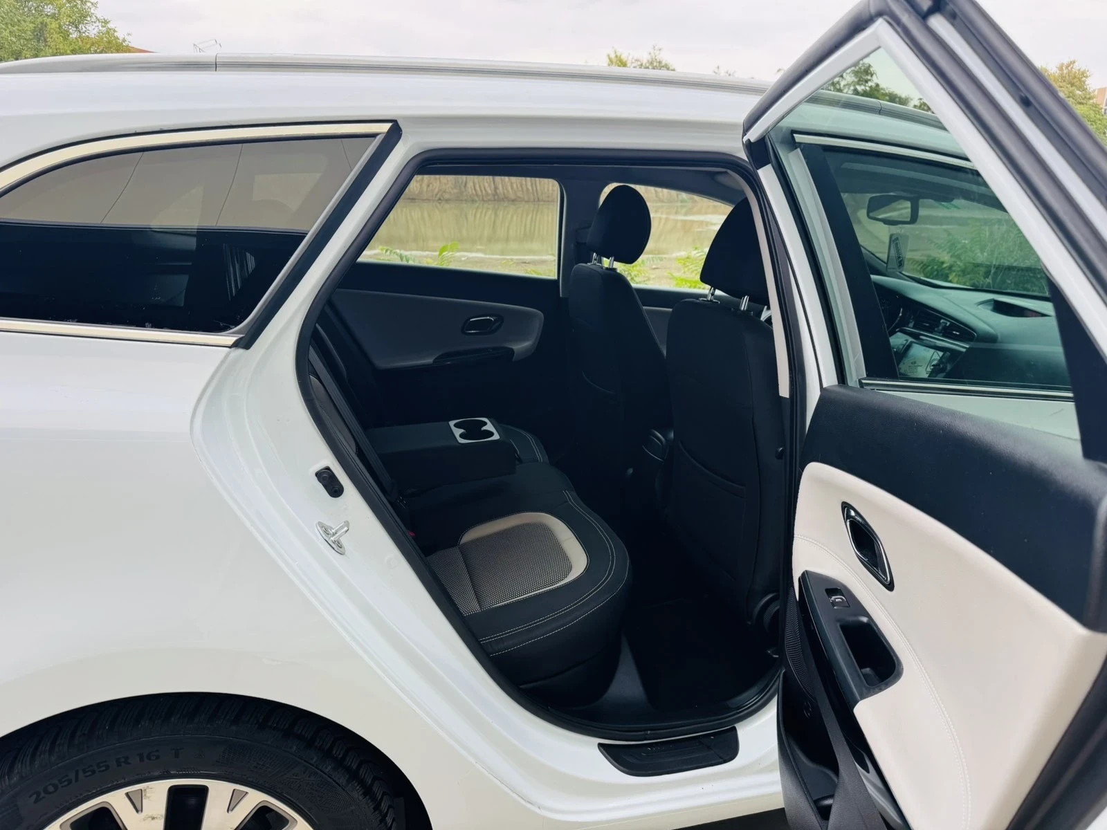 Kia Ceed 1.6i Face Automat | Mobile.bg   14