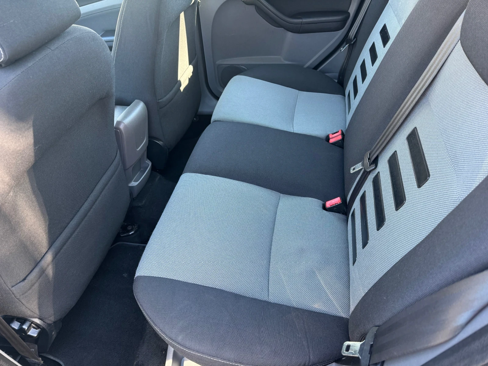 Ford Focus 1600-90 кс  - изображение 10