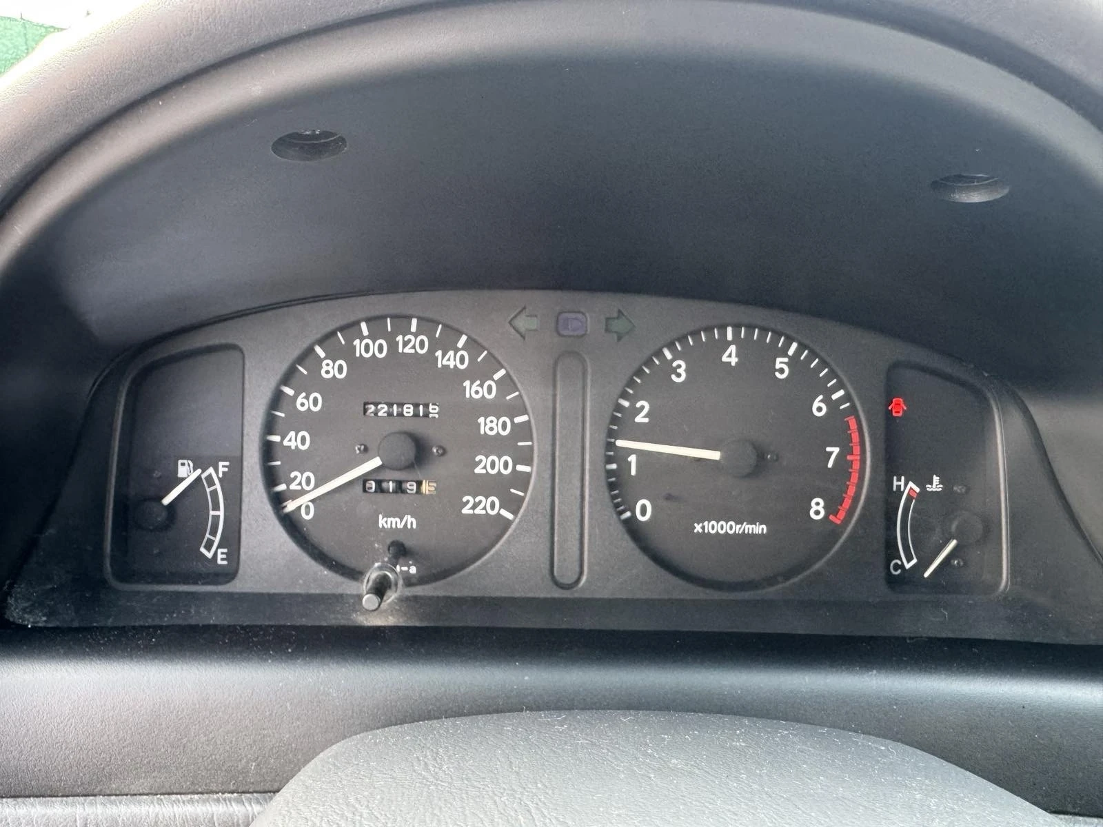 Toyota Corolla 1.4 16v , снимка 8 - Автомобили и джипове - 53742046