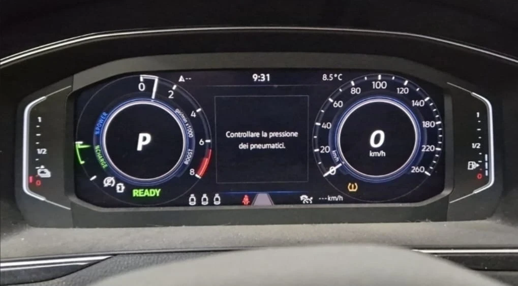 VW Passat Variant 1.4 Plug in hybrid GTE DSG, снимка 5 - Автомобили и джипове - 54151607