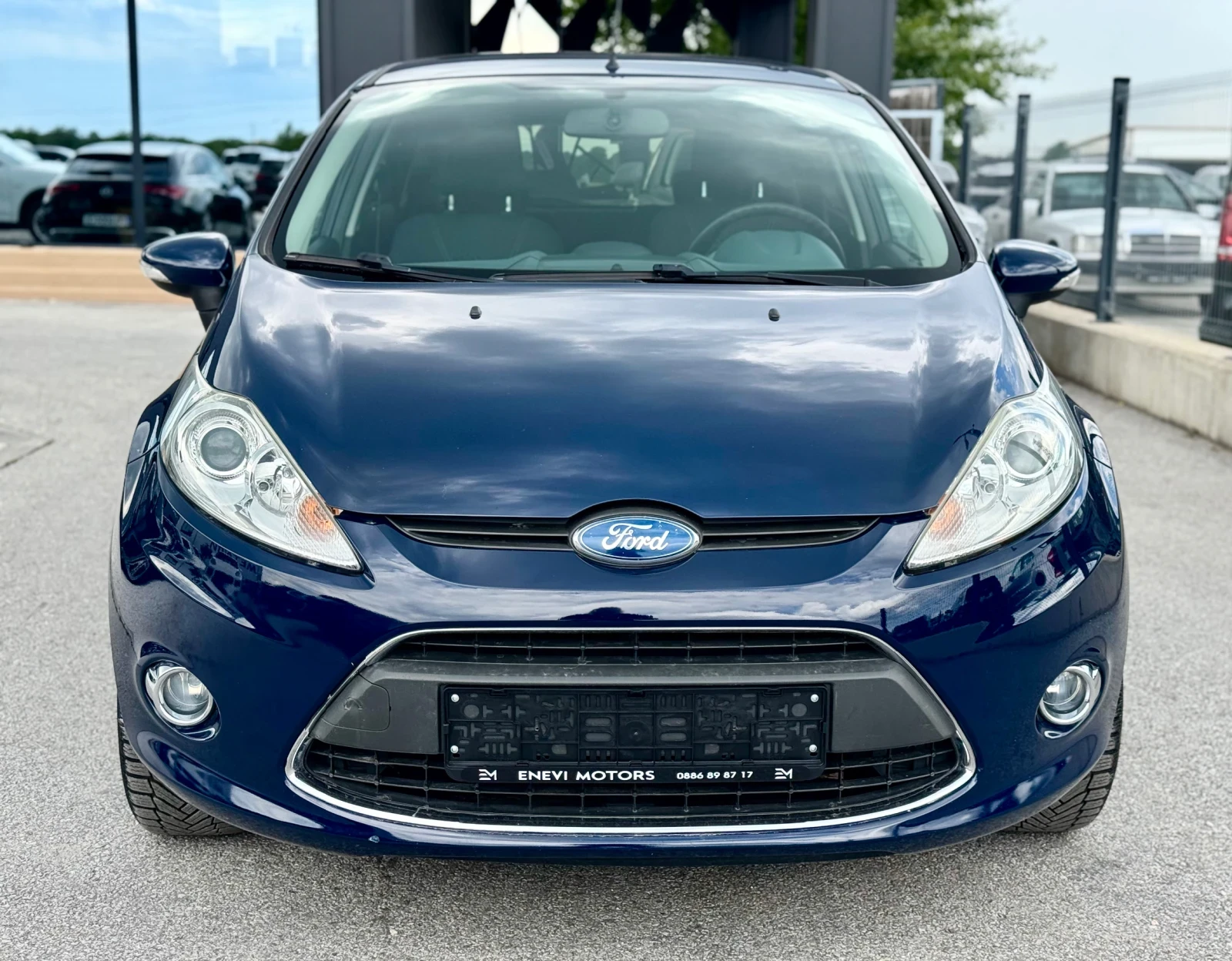 Ford Fiesta 1.3i, снимка 2 - Автомобили и джипове - 54621097