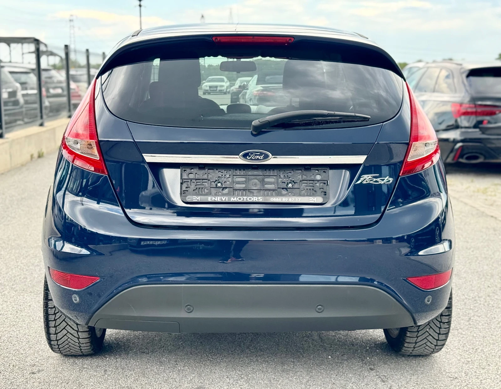 Ford Fiesta 1.3i, снимка 5 - Автомобили и джипове - 54621097