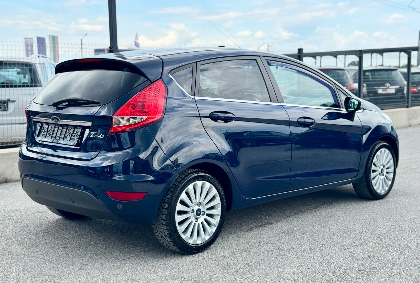 Ford Fiesta 1.3i, снимка 6 - Автомобили и джипове - 54621097