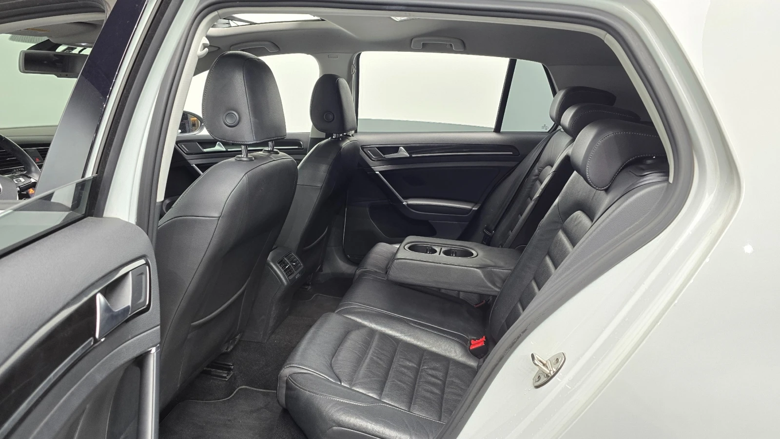 VW Golf * 1.4* TSI* PREMIUM* 7thGENERATION* , снимка 13 - Автомобили и джипове - 54870509