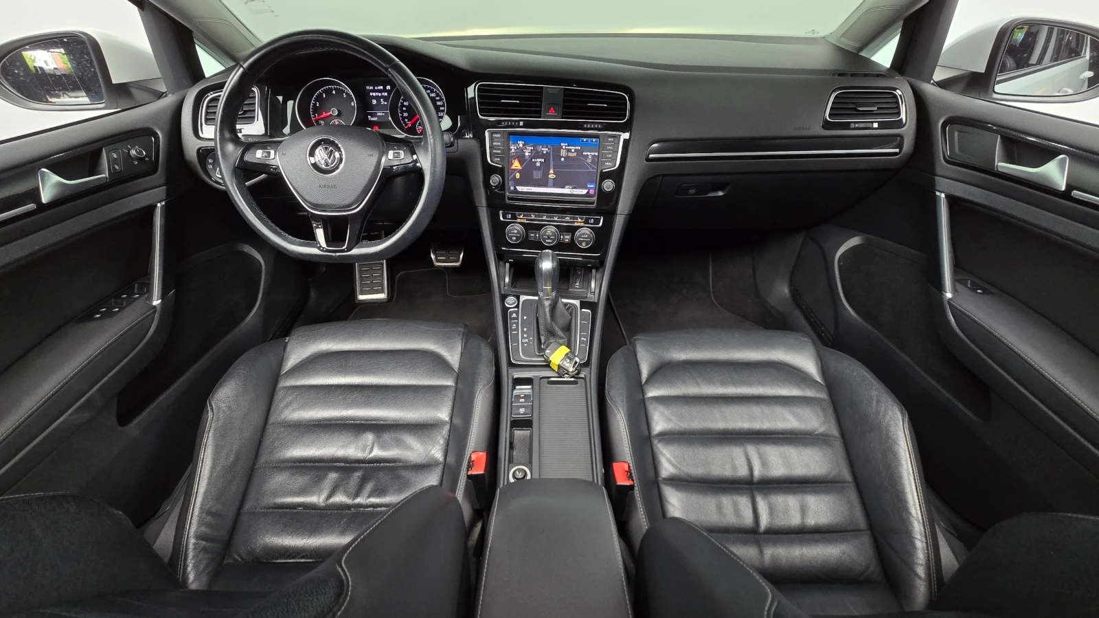 VW Golf * 1.4* TSI* PREMIUM* 7thGENERATION* , снимка 8 - Автомобили и джипове - 54870509