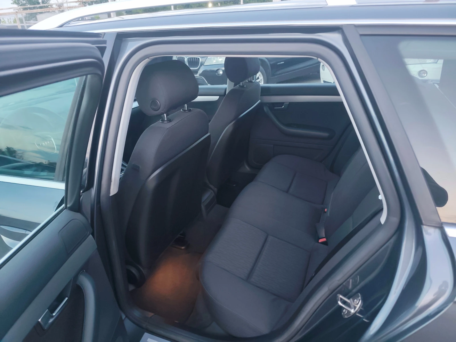 Audi A4 2.0TDI FACE LIFT, снимка 9 - Автомобили и джипове - 55040105