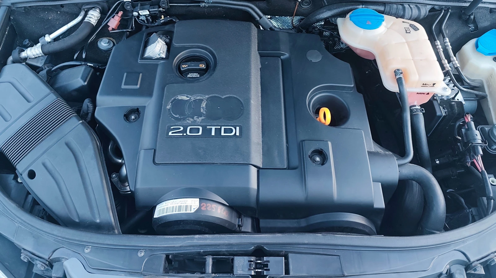 Audi A4 2.0TDI FACE LIFT, снимка 17 - Автомобили и джипове - 55040105