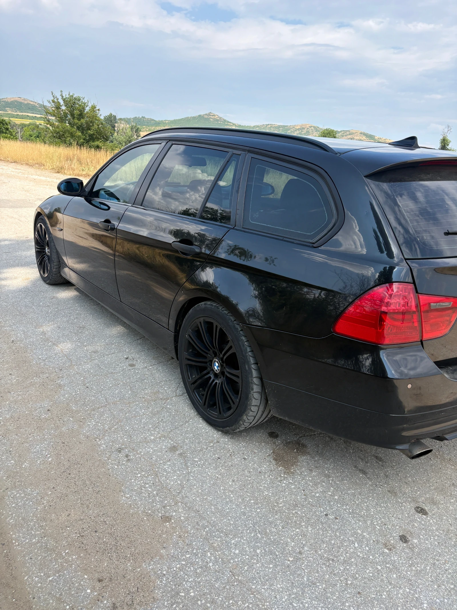 BMW 320, снимка 6 - Автомобили и джипове - 55151678