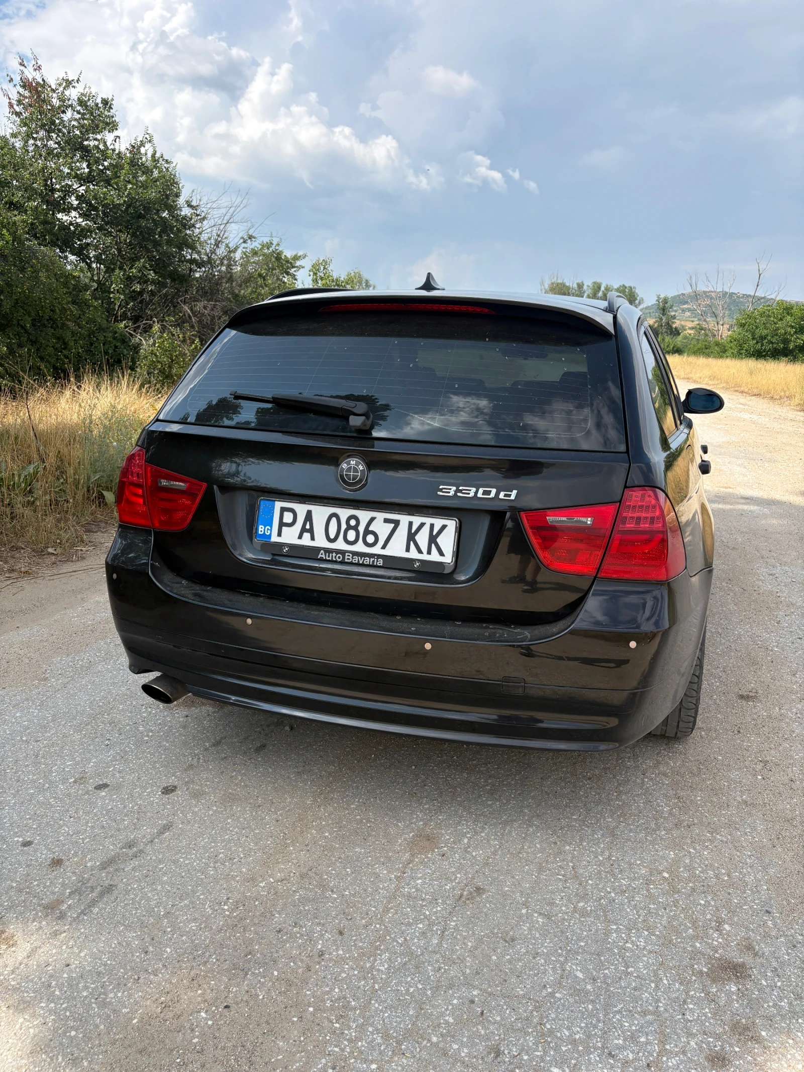 BMW 320, снимка 5 - Автомобили и джипове - 55151678