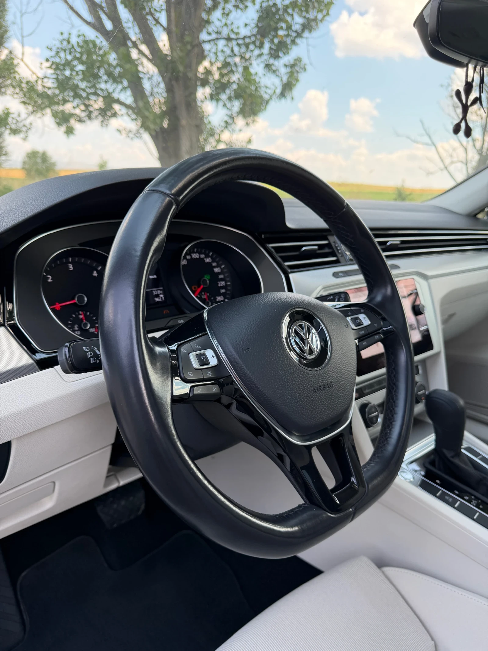 VW Passat Variant Comfortline 2.0TDI BMT DSG 2019�. �������� | Mobile.bg � ����������� 8