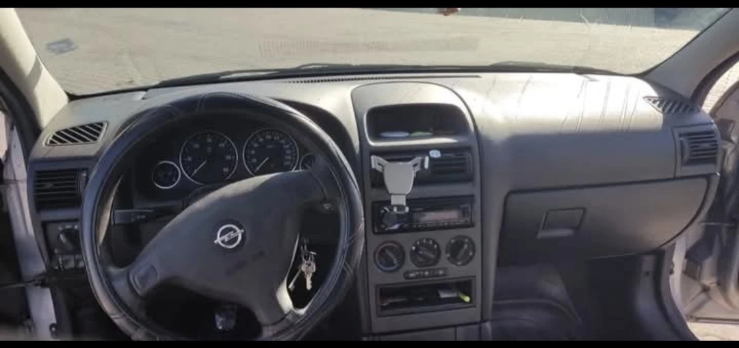 Opel Astra 2.0 dti, снимка 4 - Автомобили и джипове - 55415597