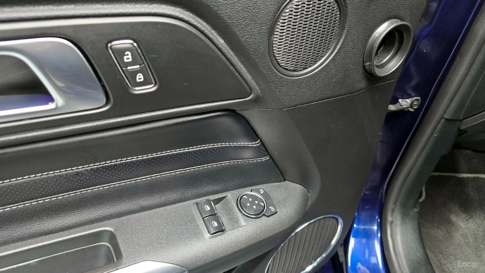 Ford Mustang ECOBOOST* КОЖА* ПОДГРЕВ* НАВИ* ОБДУХВАНЕ* , снимка 17 - Автомобили и джипове - 55422863