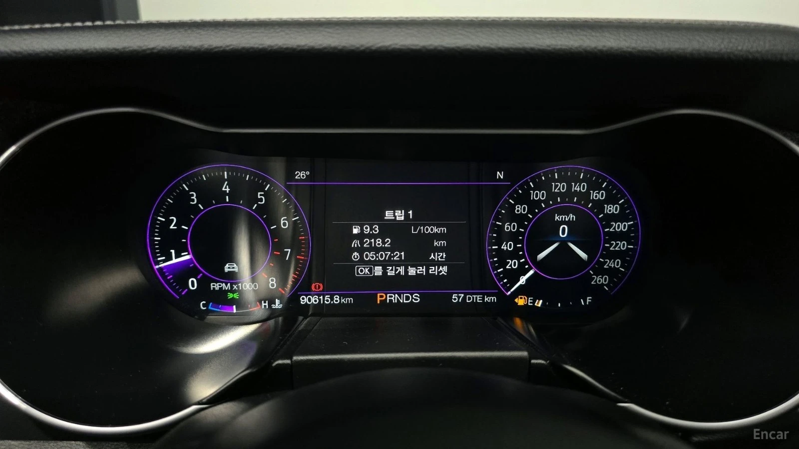 Ford Mustang ECOBOOST* КОЖА* ПОДГРЕВ* НАВИ* ОБДУХВАНЕ* , снимка 8 - Автомобили и джипове - 55422863