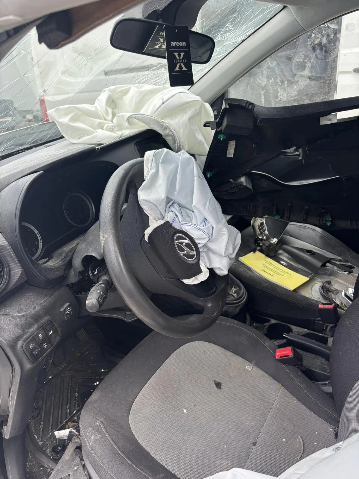Hyundai I10 1.0, снимка 5 - Автомобили и джипове - 55431488