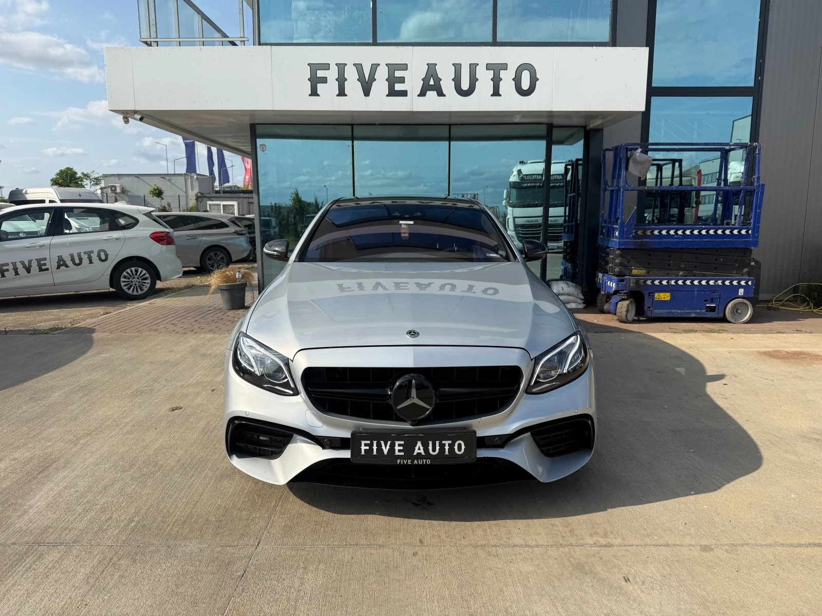 Mercedes-Benz E 43 AMG AMG Line / 9G-TRONIC / Burmester /  , снимка 2 - Автомобили и джипове - 55660266