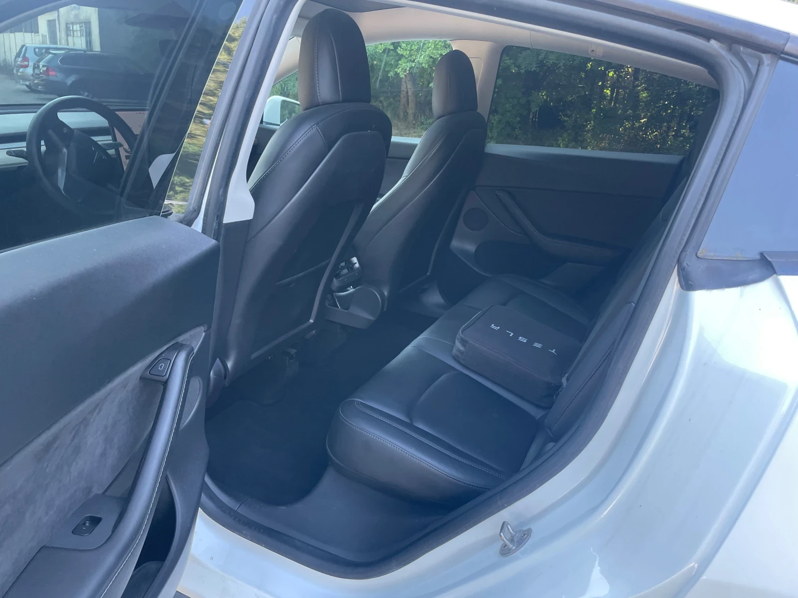 Tesla Model Y STANDART-44000, снимка 11 - Автомобили и джипове - 55743211