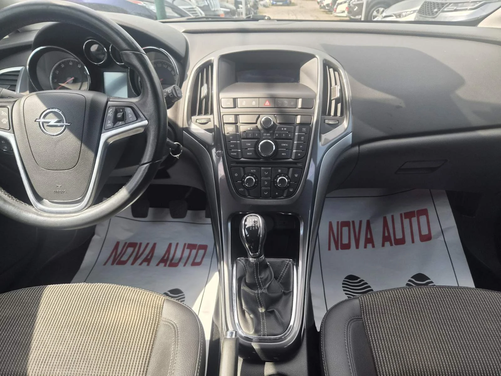 Opel Astra 1.4T-140кс-COSMO-218000км-FACE LIFT-GPL, снимка 10 - Автомобили и джипове - 55802145
