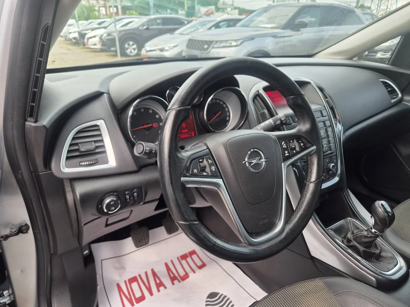Opel Astra 1.4T-140кс-COSMO-218000км-FACE LIFT-GPL, снимка 8 - Автомобили и джипове - 55802145