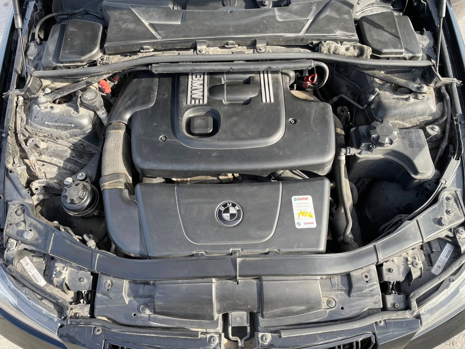BMW 320 320d, снимка 12 - Автомобили и джипове - 55886327