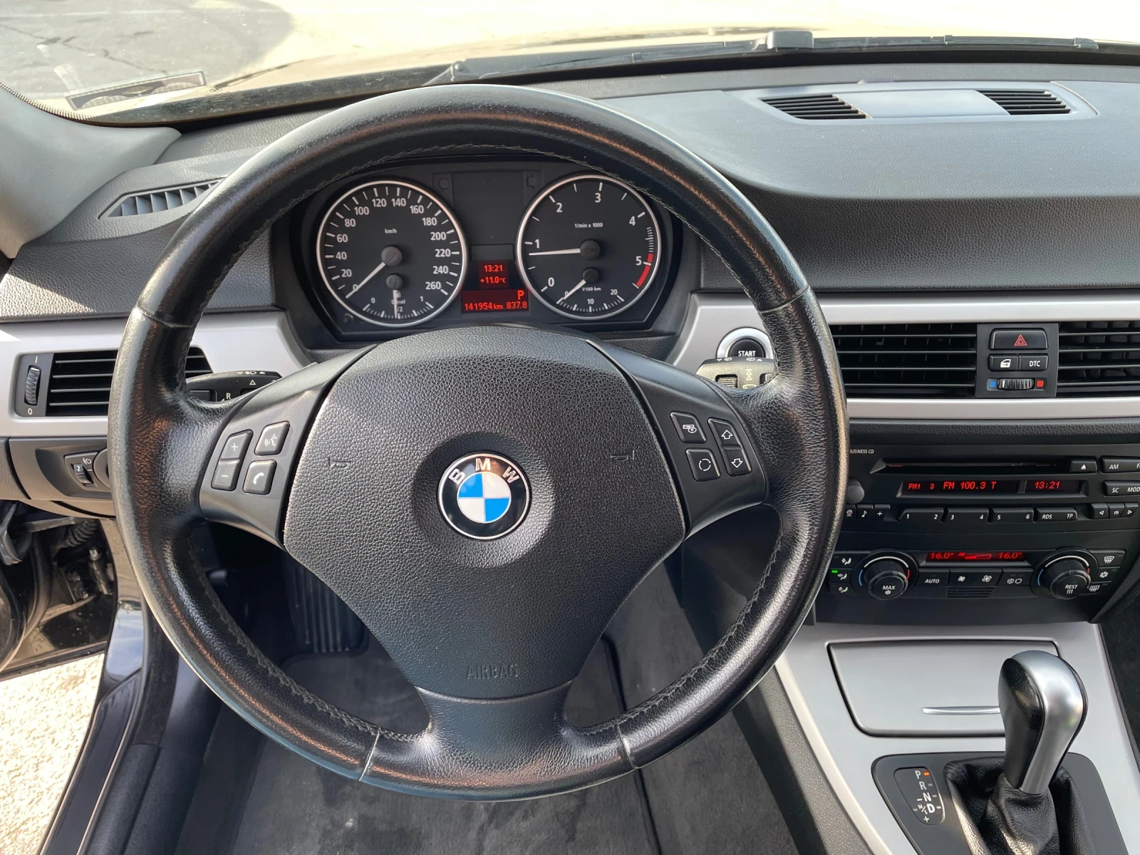 BMW 320 320d, снимка 8 - Автомобили и джипове - 55886327