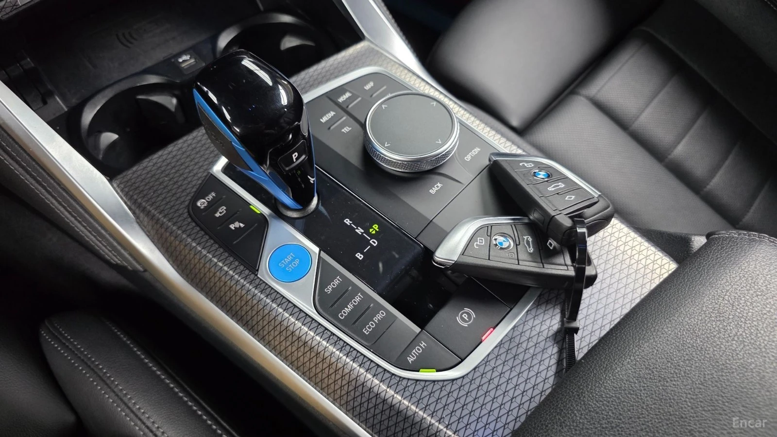 BMW i4 eDRIVE40 M SPORT PRO| 340HP| HUD| 360| HK, снимка 9 - Автомобили и джипове - 56115055