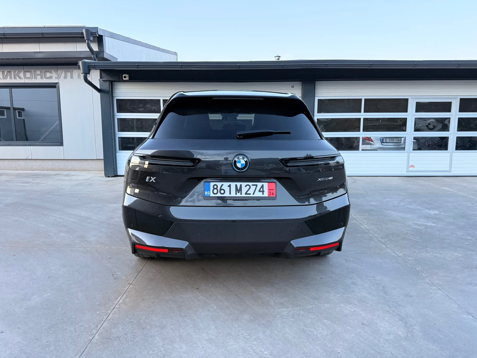 BMW iX, снимка 5 - Автомобили и джипове - 56171667