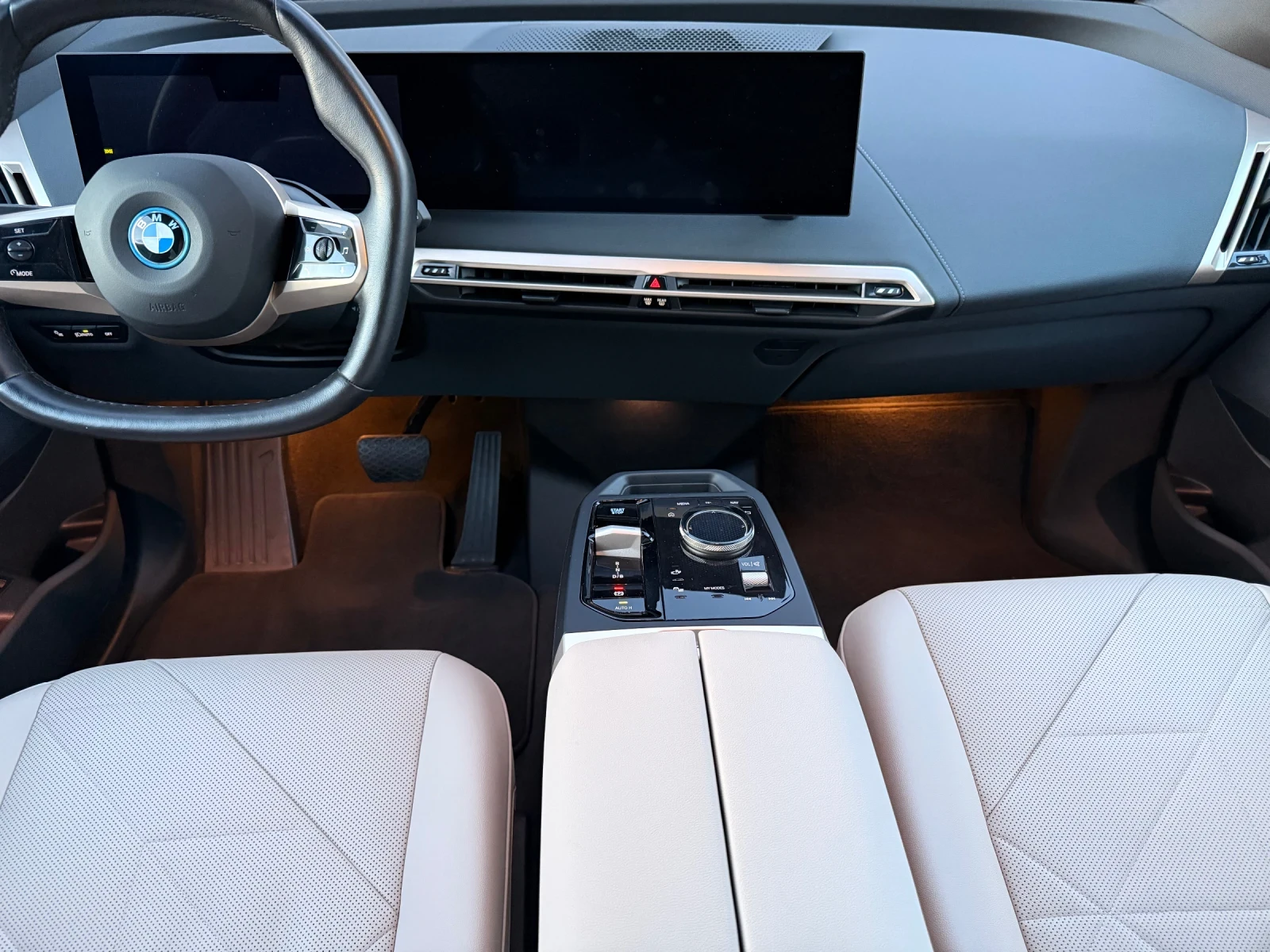 BMW iX, снимка 13 - Автомобили и джипове - 56171667