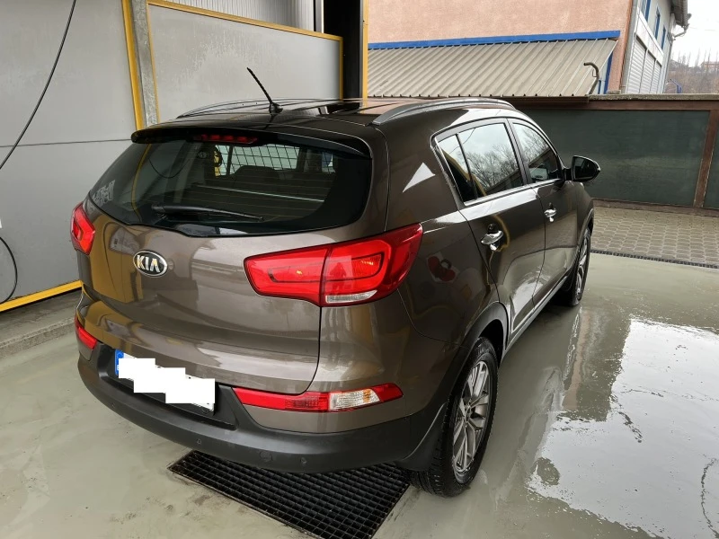 Kia Sportage, снимка 3 - Автомобили и джипове - 47464918