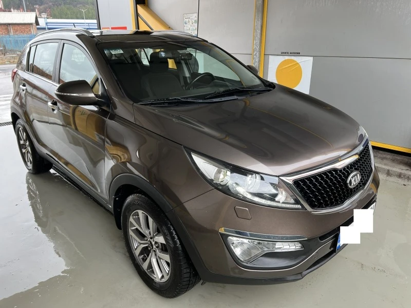 Kia Sportage, снимка 2 - Автомобили и джипове - 47464918