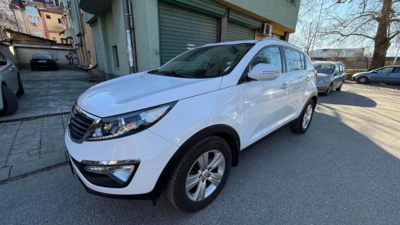 Kia Sportage 1.7D, снимка 2 - Автомобили и джипове - 53350997