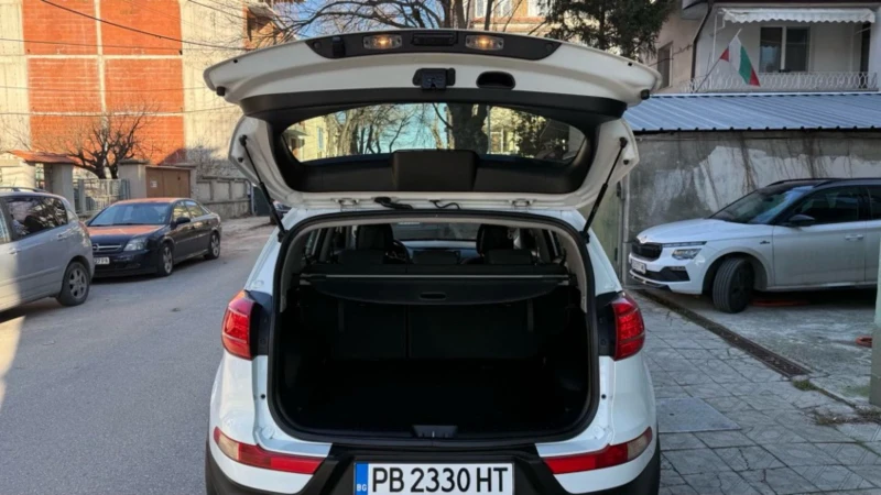 Kia Sportage 1.7D, снимка 5 - Автомобили и джипове - 53350997