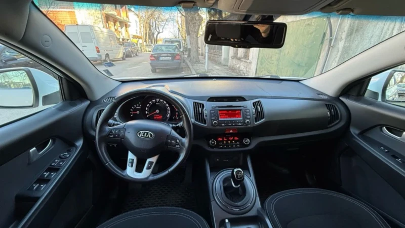 Kia Sportage 1.7D, снимка 10 - Автомобили и джипове - 53350997