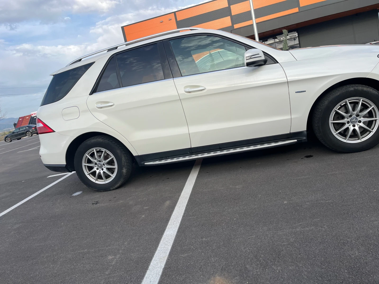Mercedes-Benz ML 350  - изображение 4