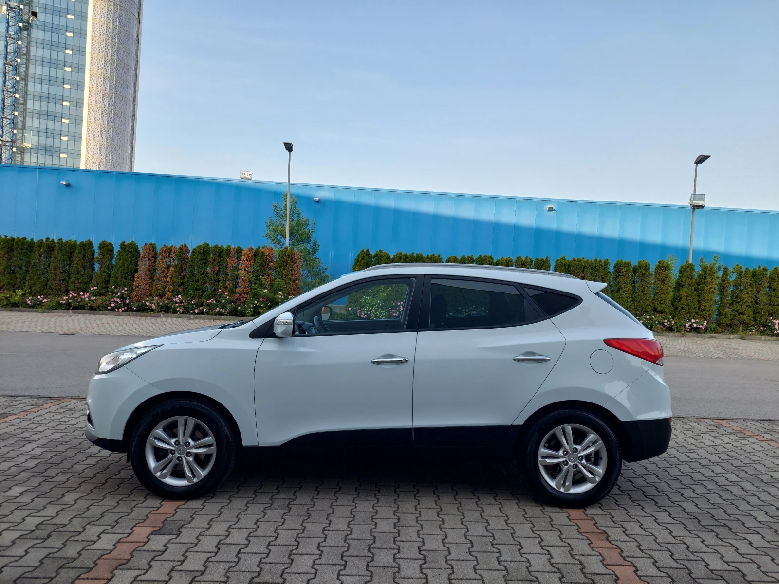 Hyundai IX35 2.0 i 163 К.С* 4X4* AUTOMATIC-ШВЕЙЦАРИЯ - изображение 7