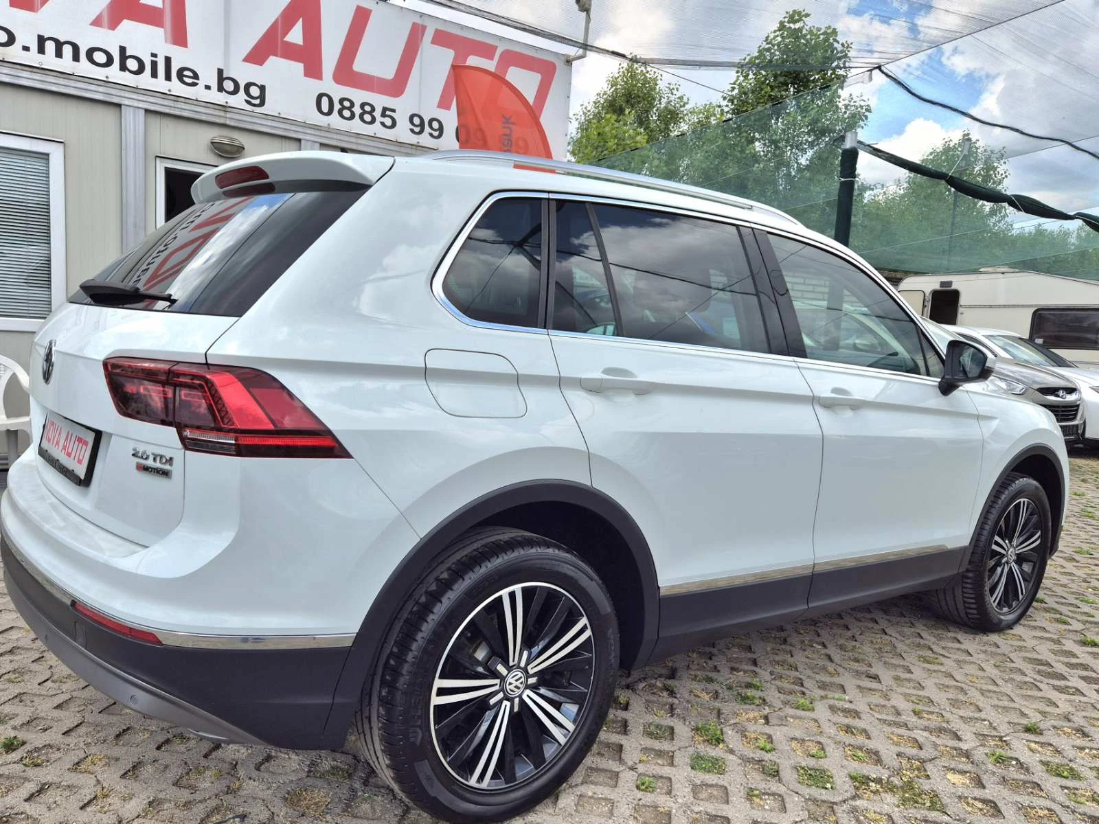 VW Tiguan 2.0TDI-LED-DIGITAL COCKPIT-4X4-СУПЕР СЪСТОЯНИЕ - изображение 4