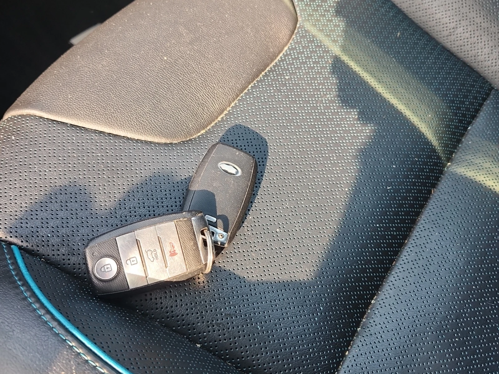 Kia Niro TOURING, снимка 9 - Автомобили и джипове - 55485774