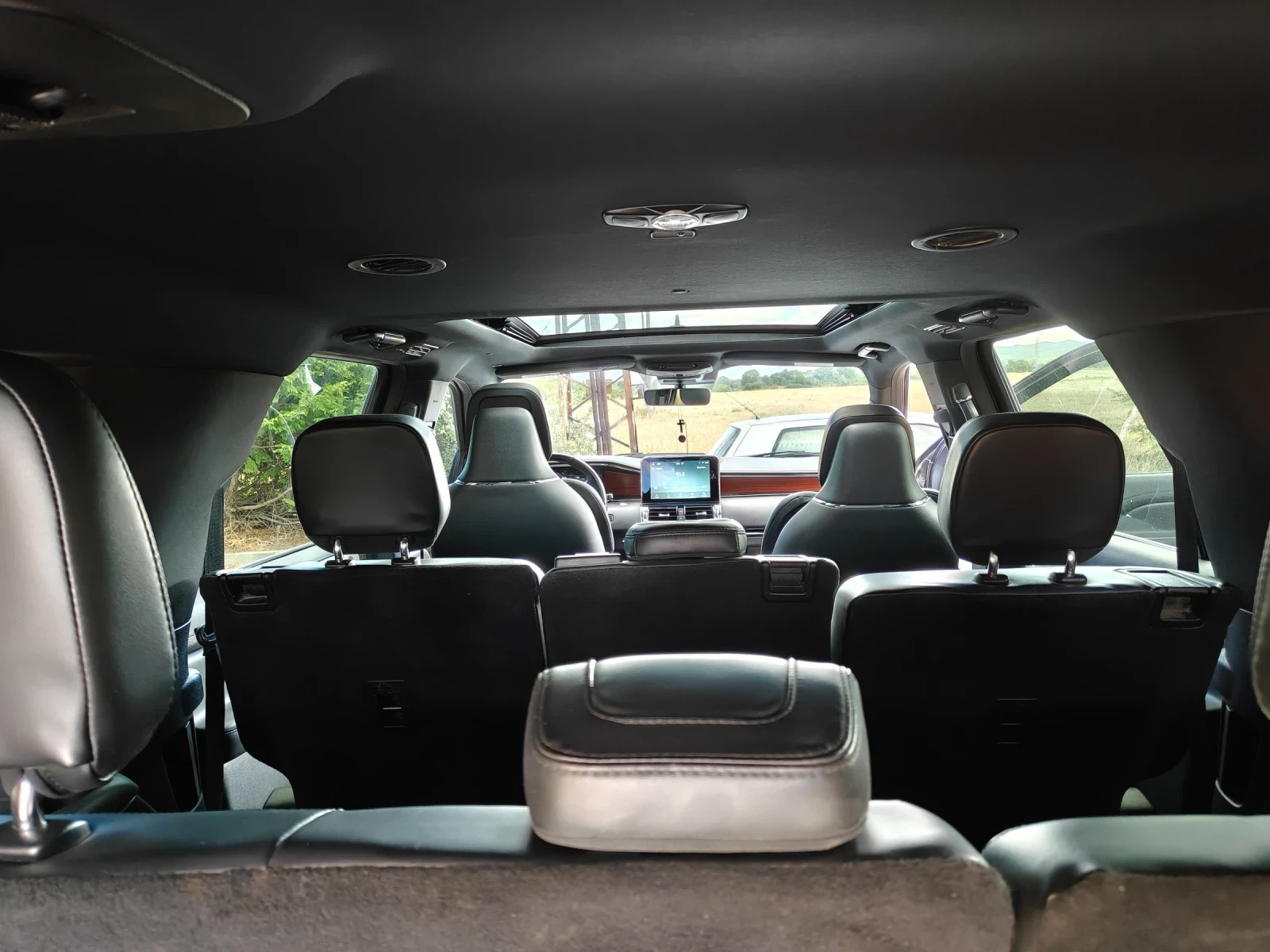 Lincoln Navigator RESERVE L LONG | 450 к.с. | 4x4 | 8 МЕСТА | PERFEC, снимка 14 - Автомобили и джипове - 55953056