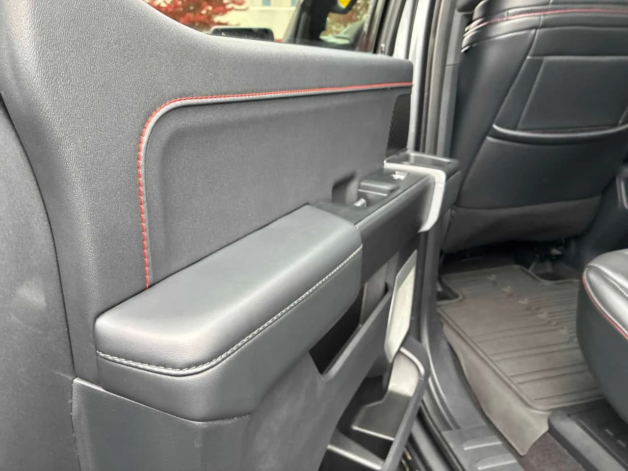Ford F150 * Raptor * CARFAX * ����� �� ����������� | Mobile.bg � ����������� 16
