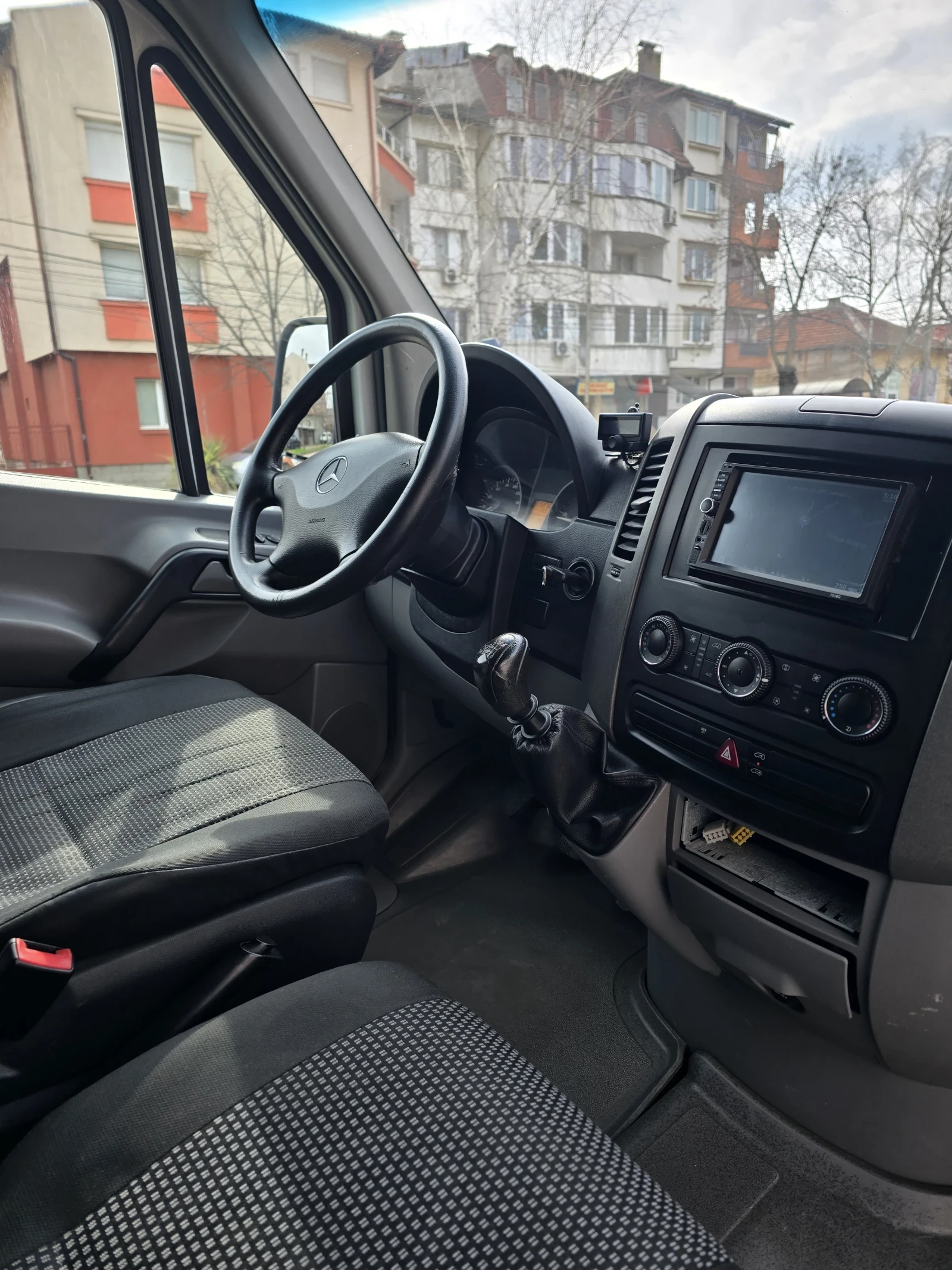 Mercedes-Benz 316, снимка 11 - Бусове и автобуси - 54011819