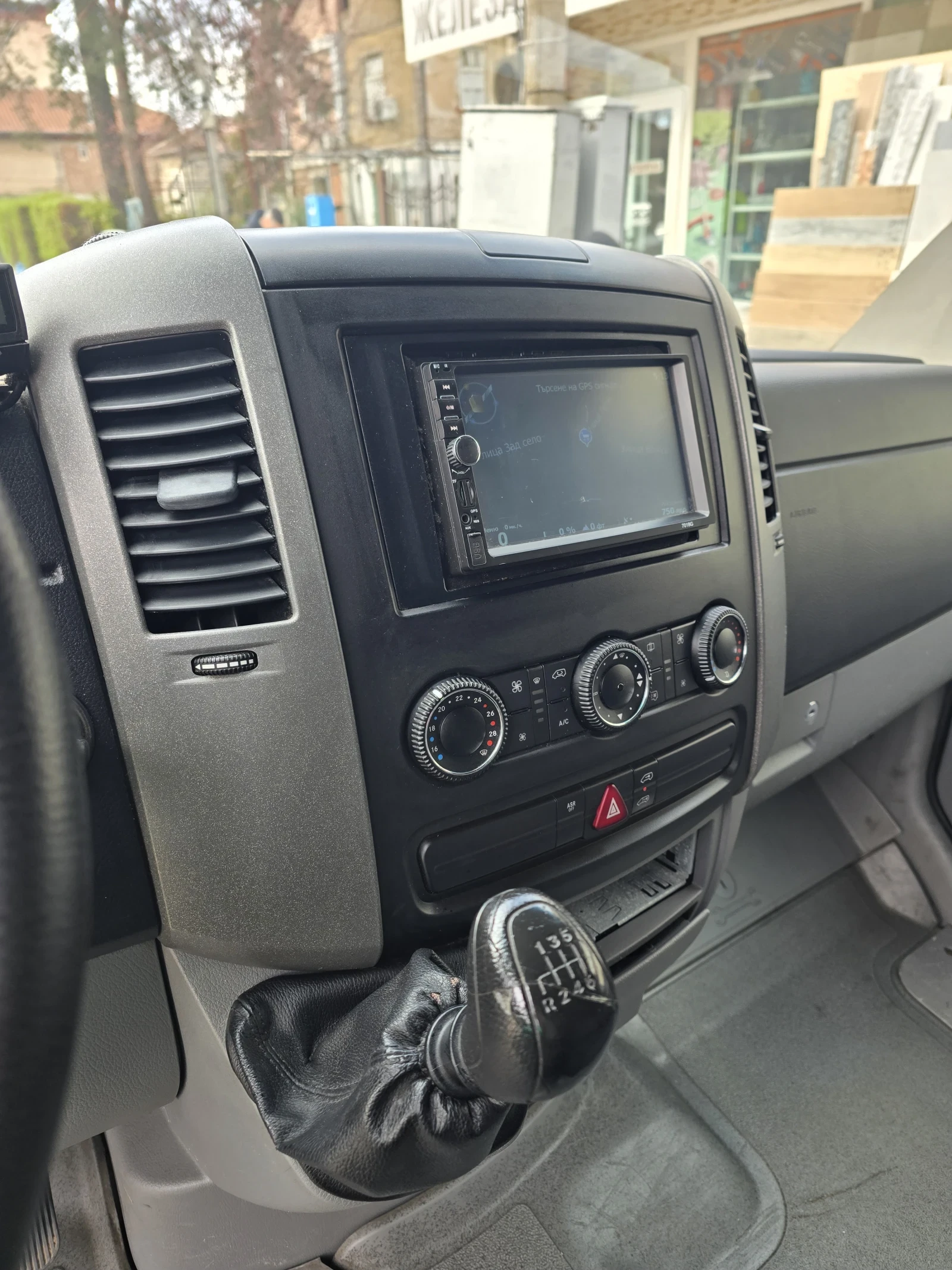 Mercedes-Benz 316, снимка 6 - Бусове и автобуси - 54011819